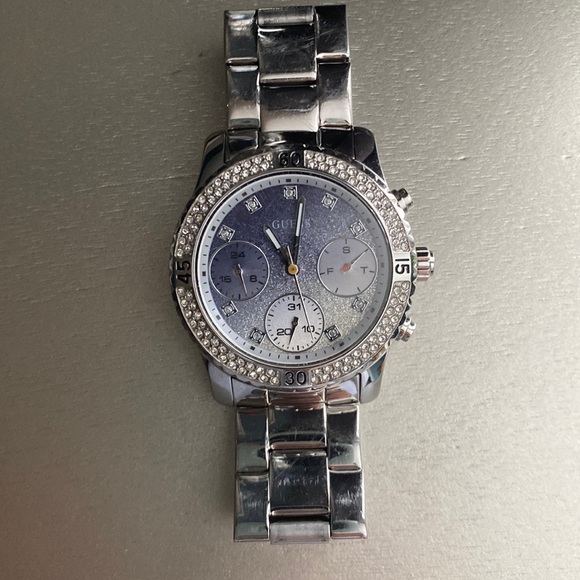 Guess Watch - Picture 1 of 3